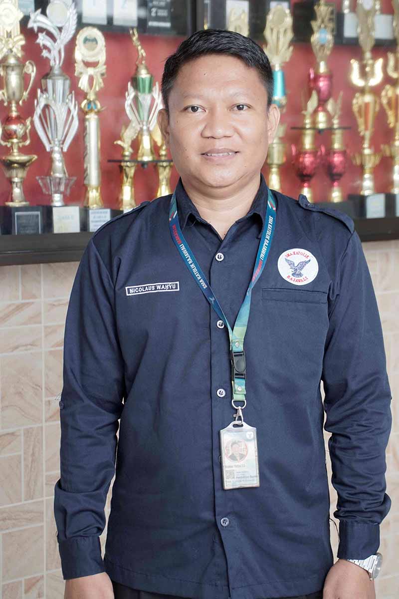 Nicolaus Wahyu, SS., Gr